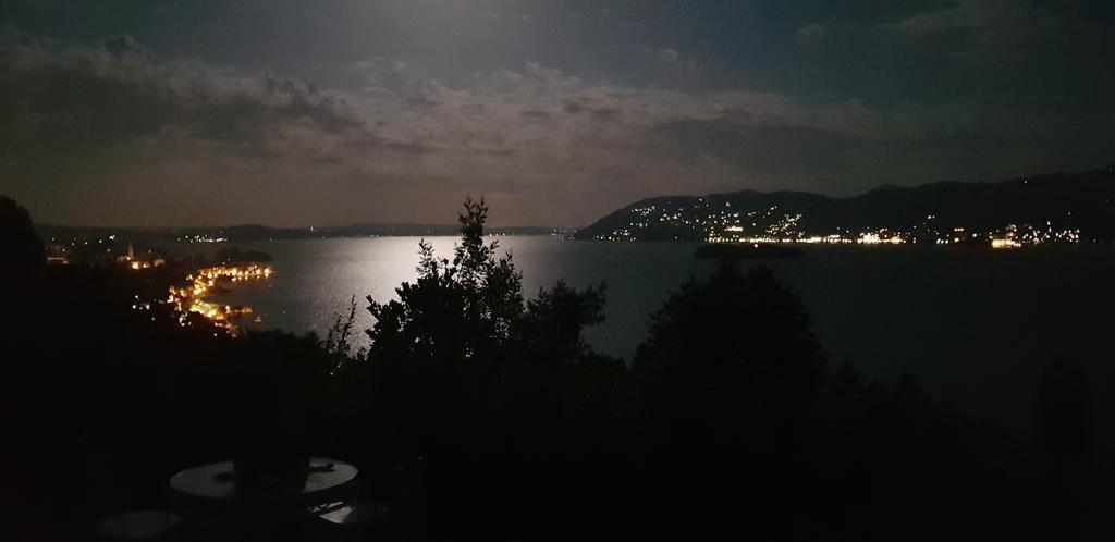 B&B Renalu Verbania Bagian luar foto